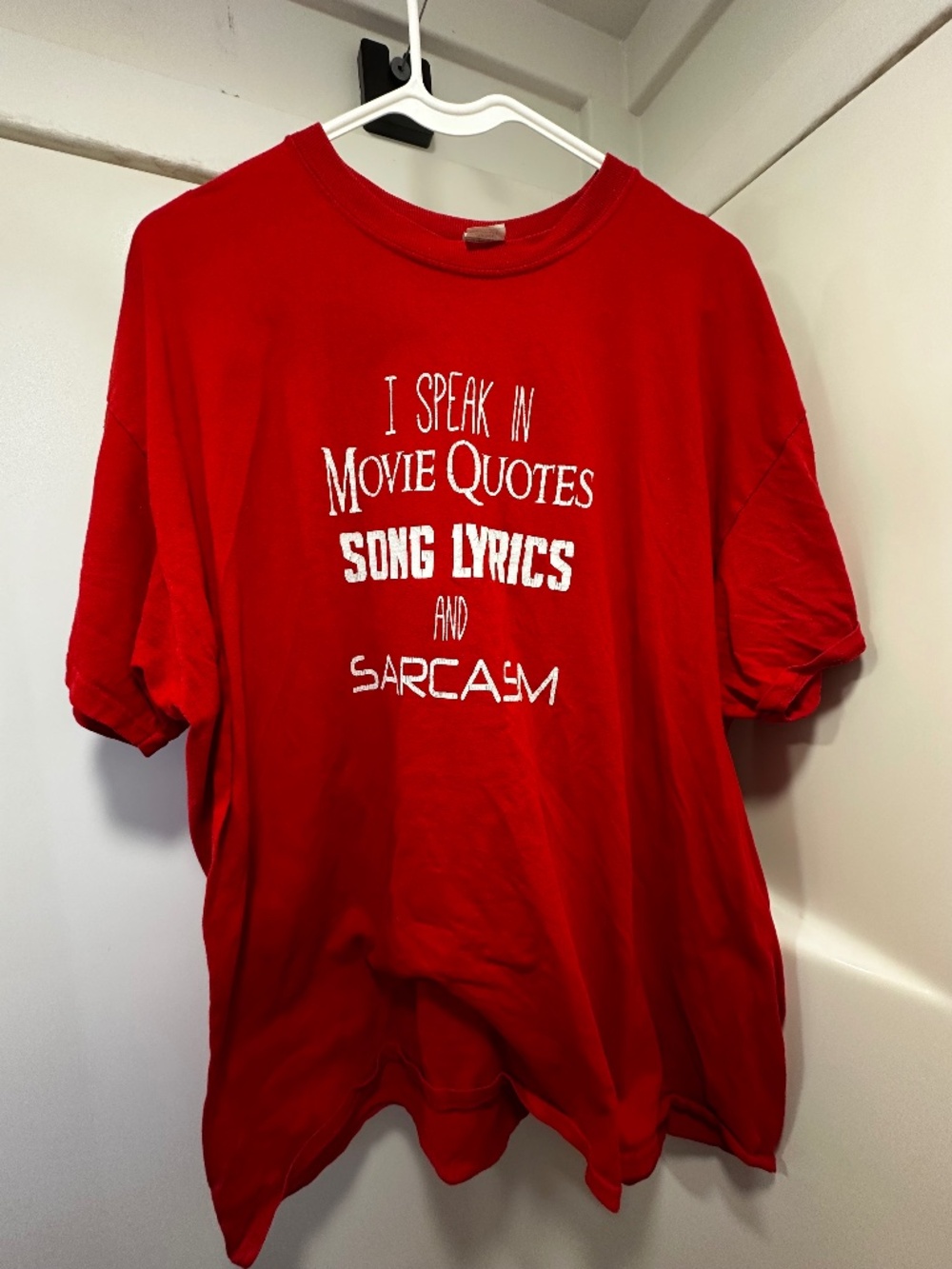 “I speak in movie quotes, song lyrics, and sarcasm” T-Shirt